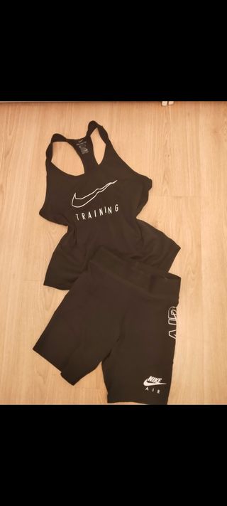 Conjunto deportivo Nike mujer Talla S