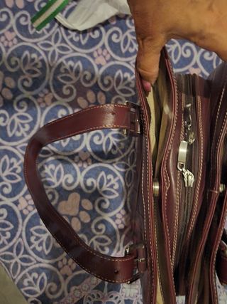 Bolso de piel granate 