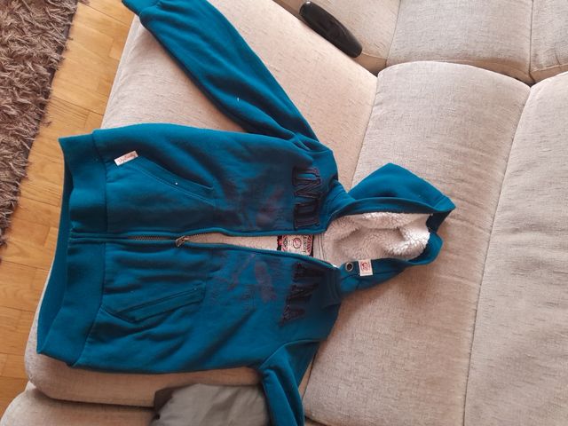 Promocion!!Cazadora azul con capucha y forro polar