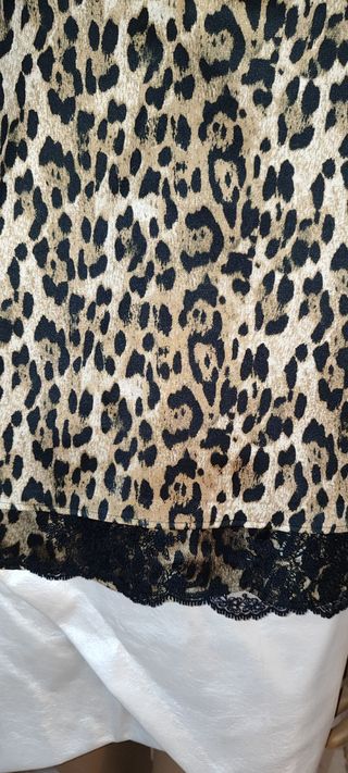 Top Leopardo con Encaje Negro