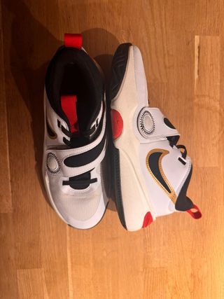 Zapatillas Nike Baloncesto Niño Blancas Rojas