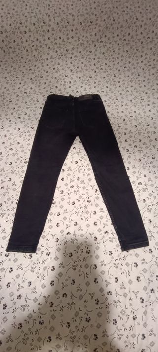 Pantalón vaquero Lefties negro desgastado T.M