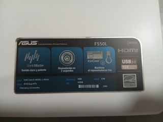 Ordenador portátil ASUS blanco y negro