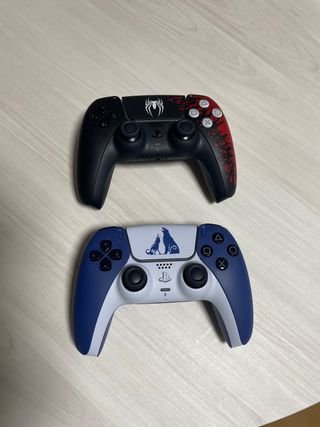 Pack 2 Mandos PS5: God of War + Spider-Man