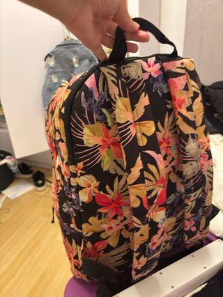 Mochila Rip Curl floral negra multicolor
