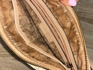 Bolso Calvin Klein Beige y Blanco Monogram
