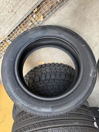 YOKOHAMA ES32 195/55R16 87H Neumático