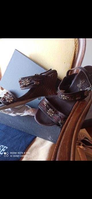 Sandalias Lottusse Piel T37 Bordadas Marrones