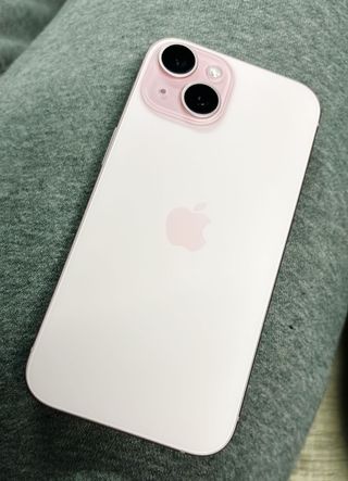 iPhone 15 azul