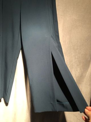 Pantaloni cropped blu ottanio spacchi frontali