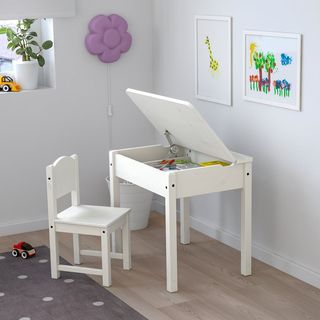 Escritorio infantil IKEA blanco