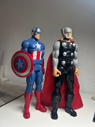 Figuras Marvel Capitán América y Thor