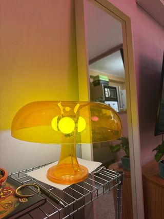 Lámpara seta naranja transparente