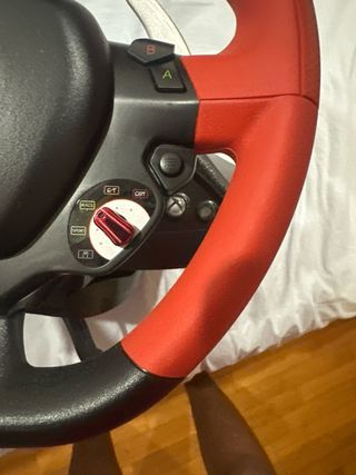 Volante Ferrari per XBOX Thrustmaster