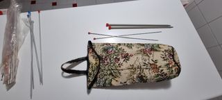 Bolsa para agujas de tejer y ganchillo