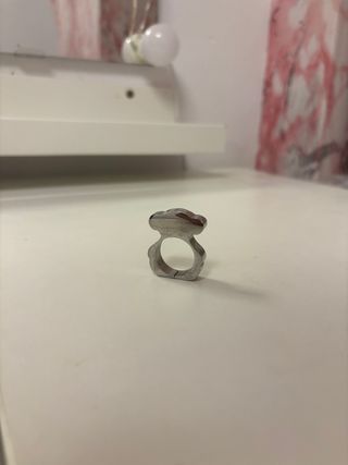 Anillo plateado