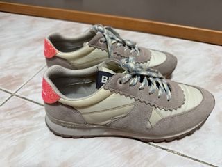 Zapatillas Bimba y Lola Talla 39 Marrones