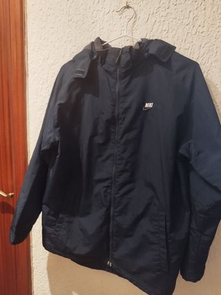Parka con forro polar azul marino Nike T 16 años