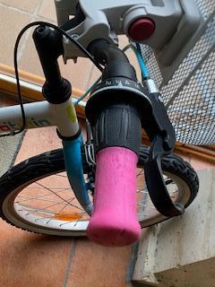 Bicicleta niña B'twin 20 con cesta