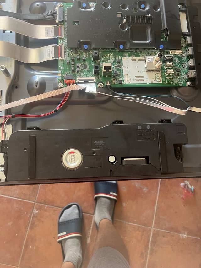 Televisor LG 77 Roto PIEZAS