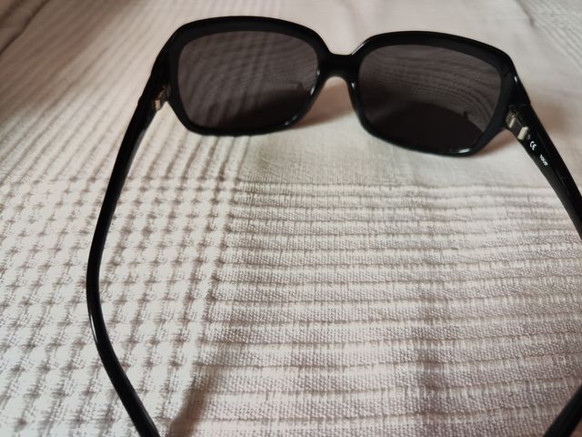 Gafas de sol Tous negras