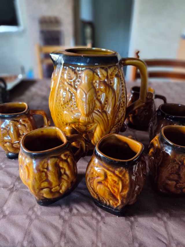 Juego Jarra y 6 Tazas Barro esmaltado