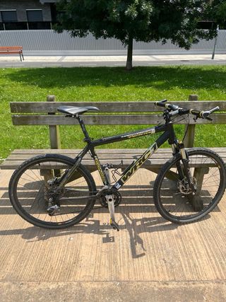 Bicicleta de montaña WHC