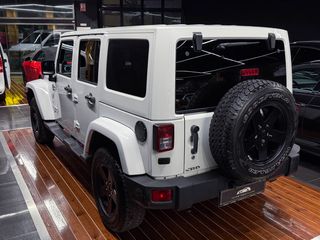 Jeep Wrangler Unlimited Arctic 200cv