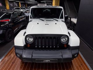 Jeep Wrangler Unlimited Arctic 200cv