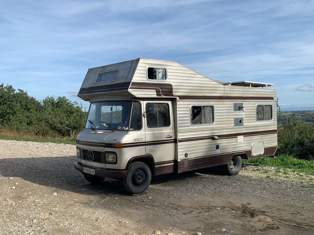 Autocaravana Mercedes-Benz 406D