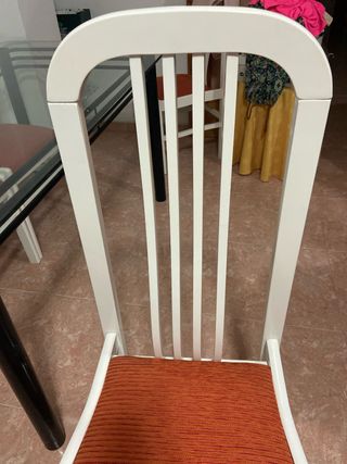 Mesa de cristal y 6 sillas