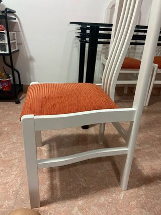 Mesa de cristal y 6 sillas