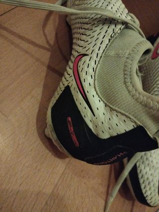Botas de fútbol Nike Phantom (36)