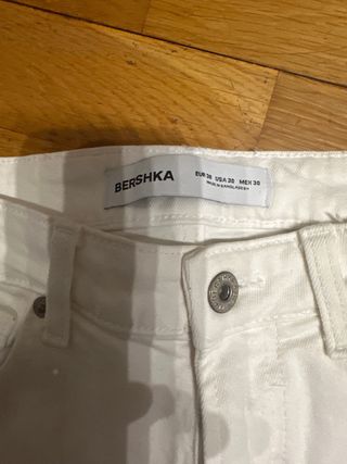 Bermuda vaquera blanca