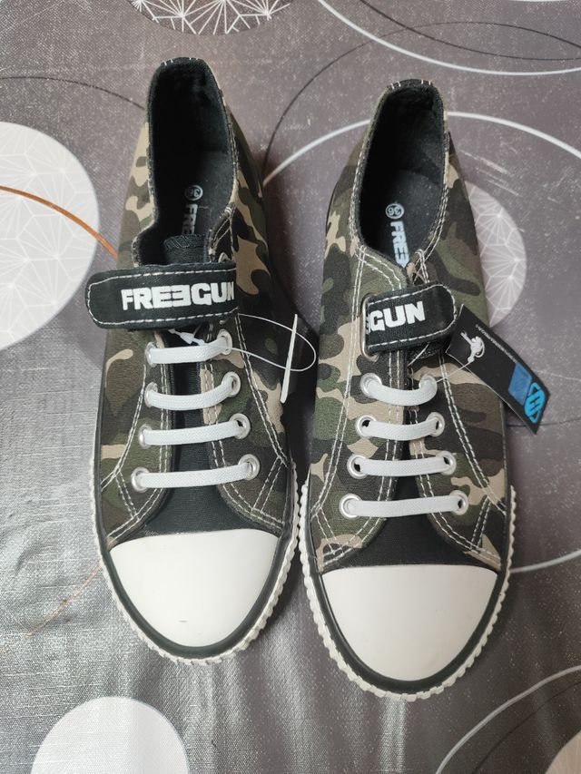 Zapatillas Freegun camuflaje talla 35-36