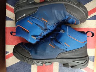 Botas Trekking Quechua Talla 37 Impermeables