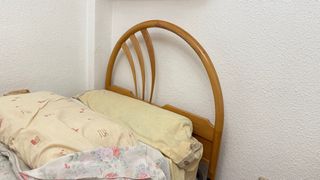 VENDO HABITACIÓN COMPLETA 2 CAMA + Armario y mesa