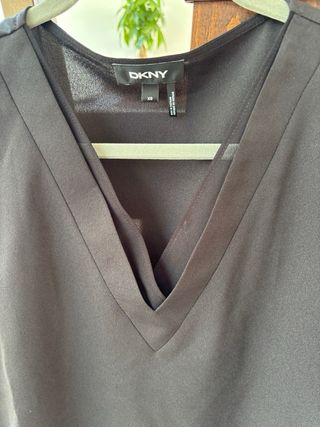 Blusa DKNY Negra
