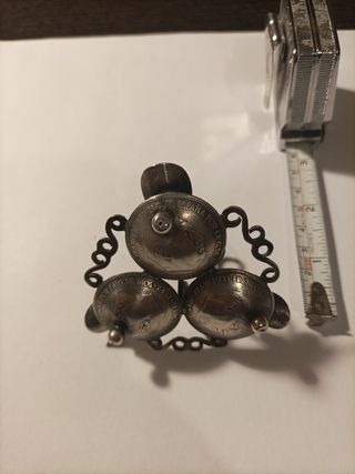 Cenicero de monedas de plata
