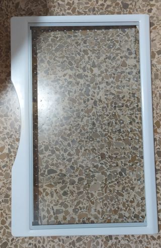 Contenedor de plástico transparente para nevera.