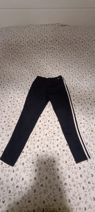 Conjunto Adidas Chaqueta y Pantalón Talla 9-10