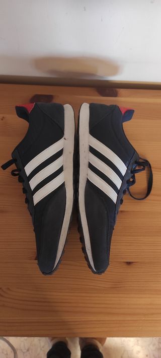Zapatillas Adidas Azul marino y Rojo