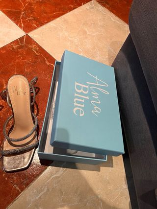 Sandalias Alma Blue doradas/plateadas