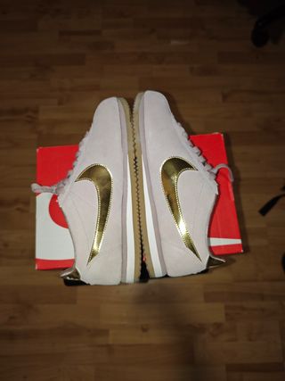 Nike Cortez SE