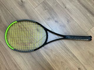 Raqueta Wilson Blade 98S
Grip L1