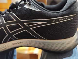 Zapatillas Asics Gel Saiun 2 Negro/Gris