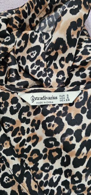 Blusa leopardo Stradivarius Talla S/M