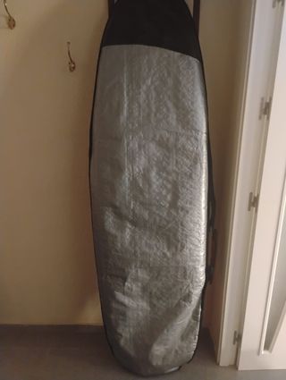 Tabla de surf con funda