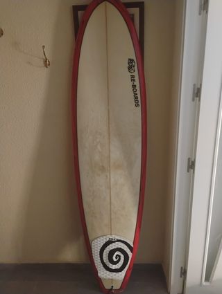 Tabla de surf con funda