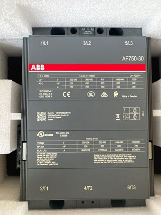 Contactor ABB AF750-30-11 750A 200V 50Hz NUEVO